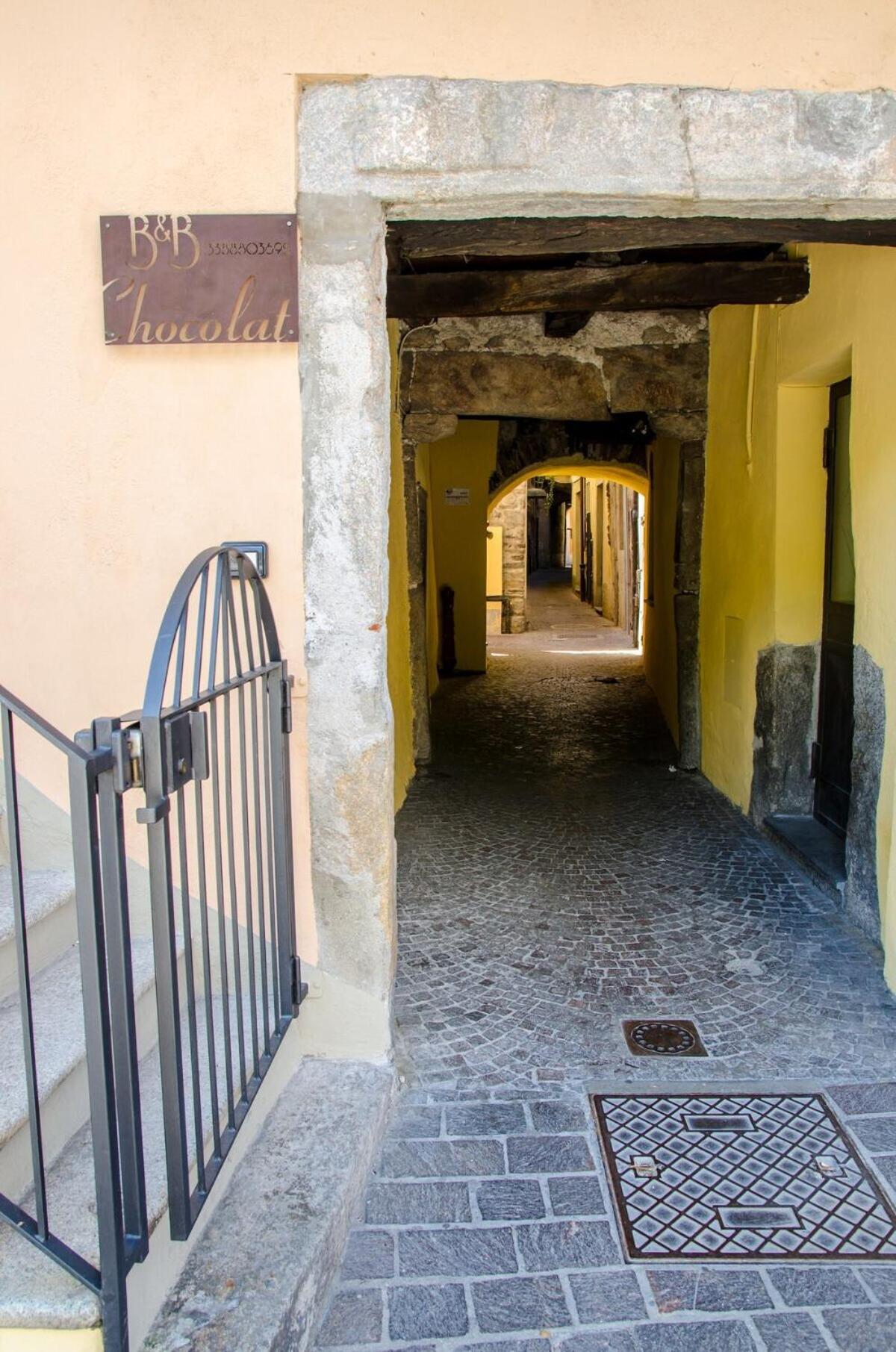 Chocolat La Mairie Apartment Omegna Room photo